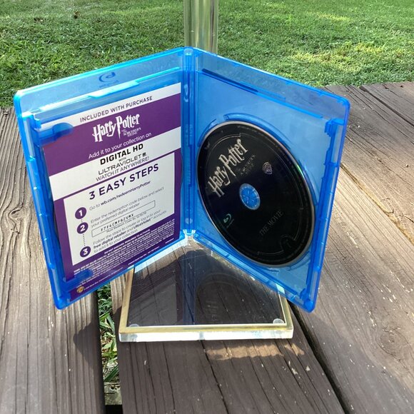 Harry Potter and the Sorcerer's Stone Blu-Ray Disc Year 1 Movie - Picture 4 of 4